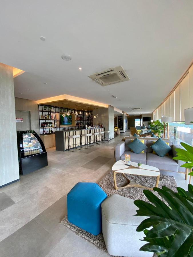 Aeon Towers Executive Suite 2Br 18Th Floor Davao Bagian luar foto